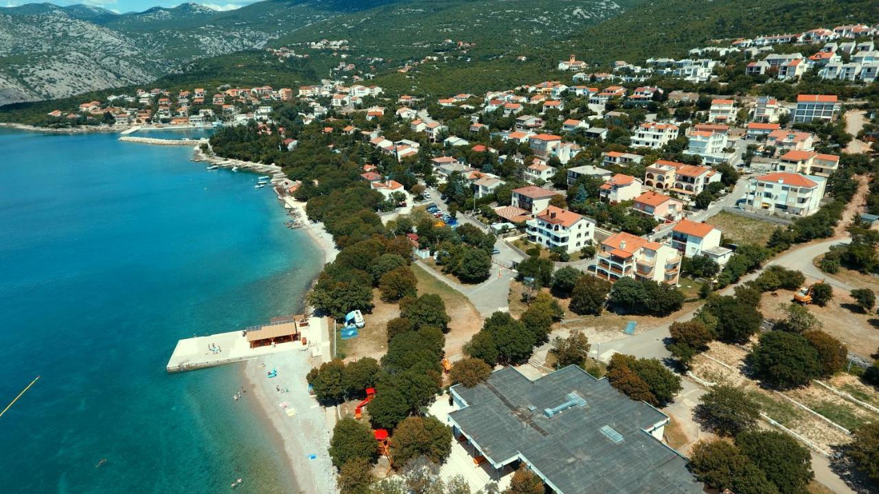 Apartments Valentinovo Кленовица Екстериор снимка