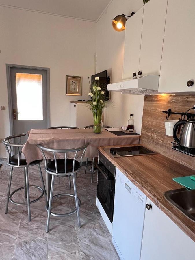 Apartments Valentinovo Кленовица Екстериор снимка