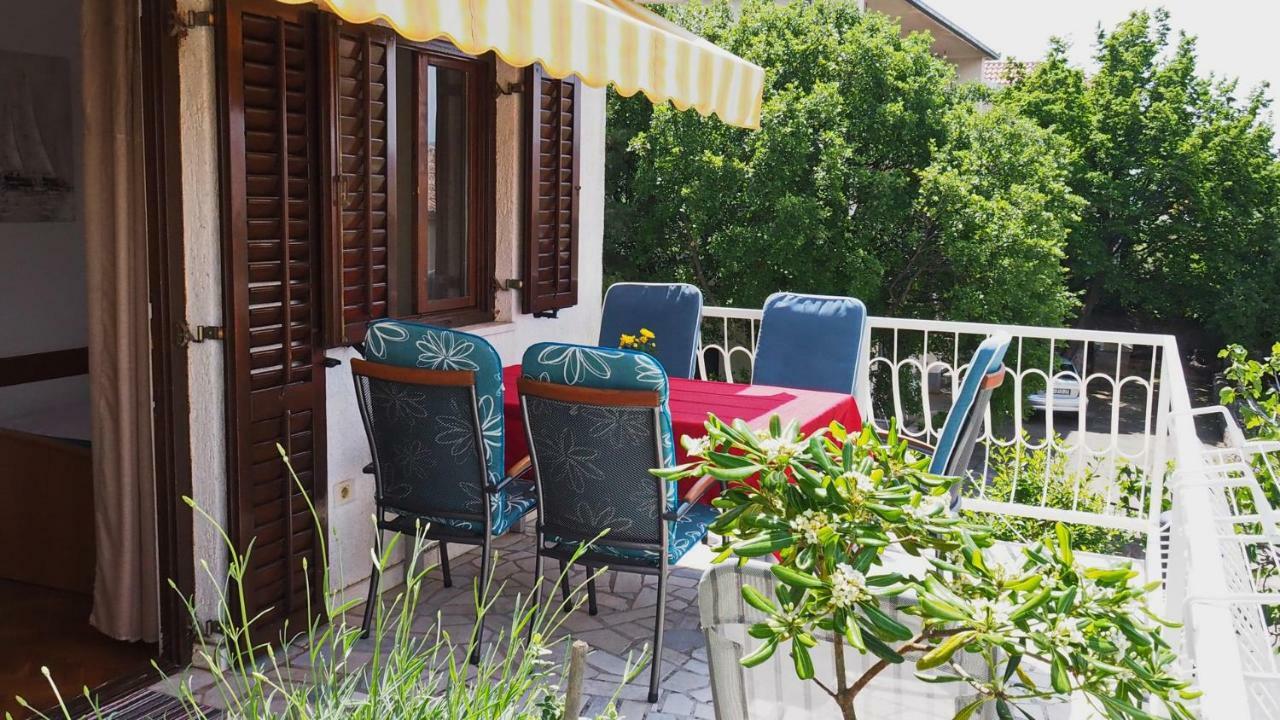 Apartments Valentinovo Кленовица Екстериор снимка